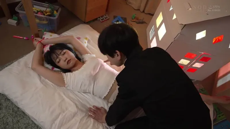 Trả thù anh trai thường xuyên bắt nạt bằng cách nện bồ anh ấy