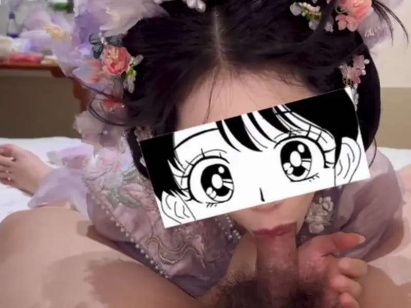 Gái xinh trong bộ đồ ái nữ mút cục thịt cực đã